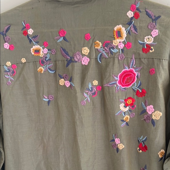 Zara Multicolored Embellished Mandarin Collar 3/4 Sleeve Top - Picture 4 of 6